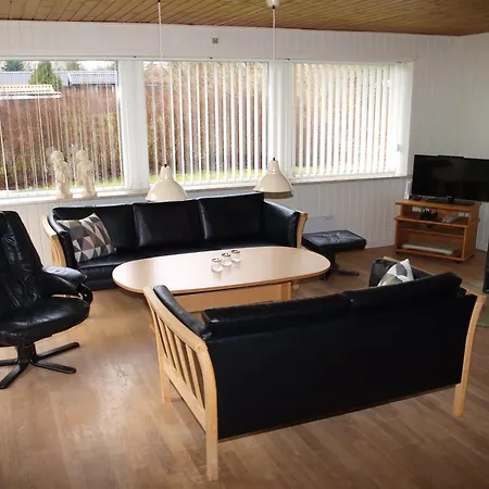 Toftlund Holiday home *